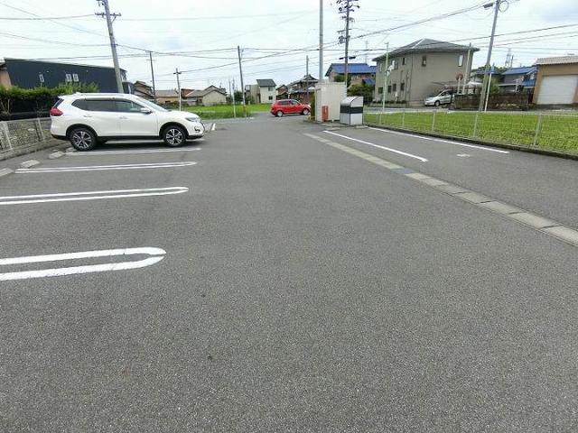 14/20 駐車場