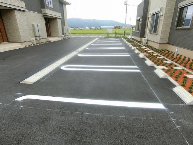 14/20 駐車場