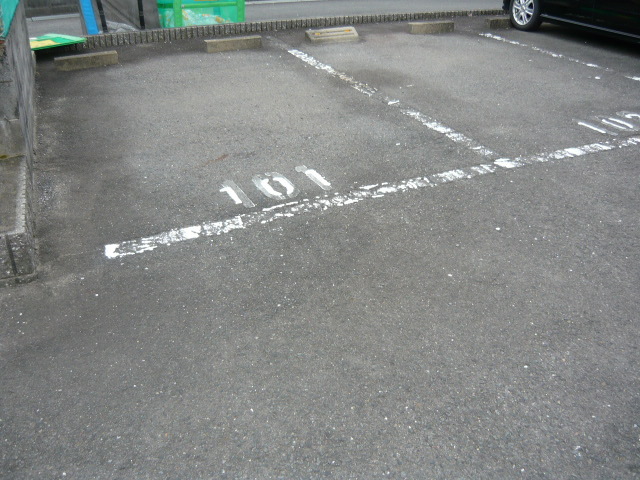 14/20 駐車場
