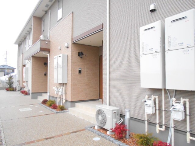 13/20 エントランス