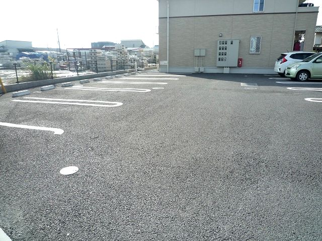 14/20 駐車場