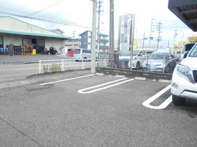 14/20 駐車場