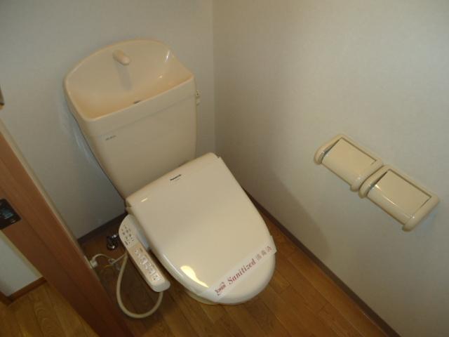 16/26 トイレ