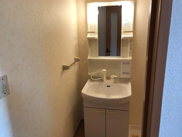 16/27 洗面