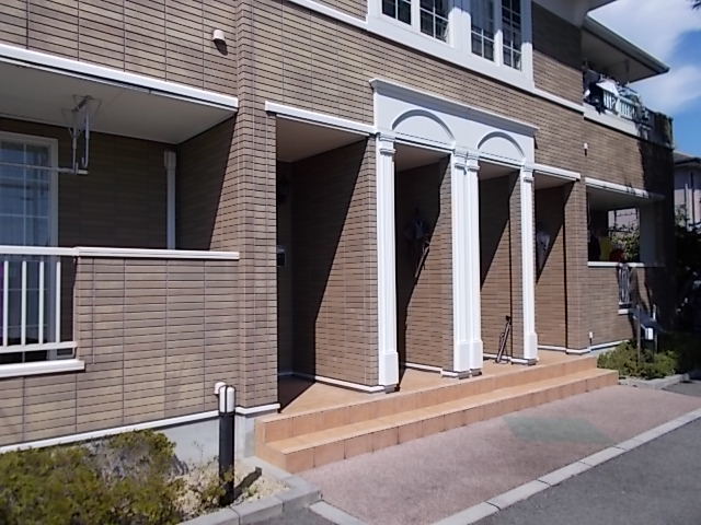 19/28 エントランス