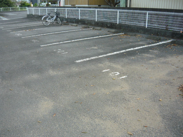 14/20 駐車場