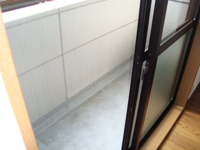 16/27 バルコニー