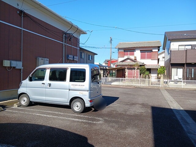 2/6 駐車場