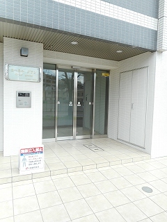 14/22 エントランス