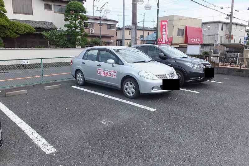 14/20 駐車場