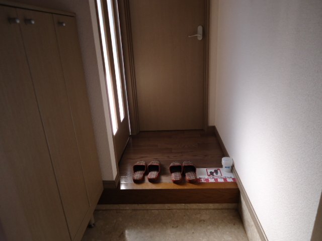 7/24 玄関