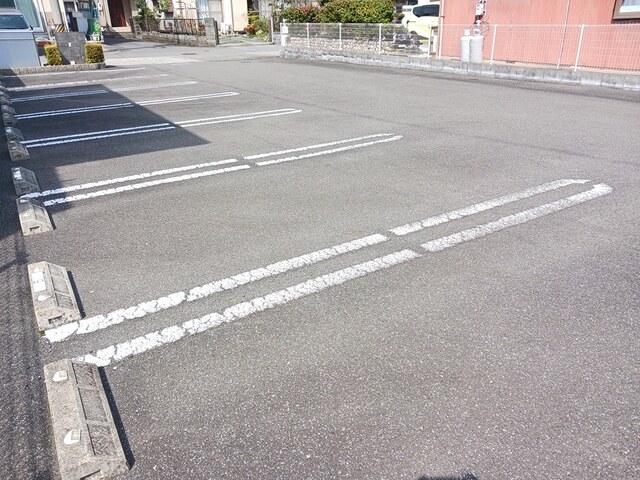 14/20 駐車場