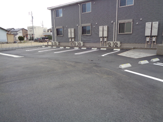 14/20 駐車場