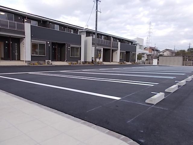 14/20 駐車場
