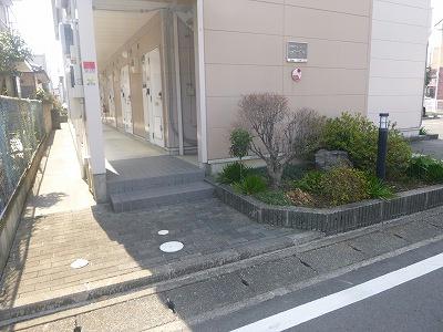 14/17 エントランス