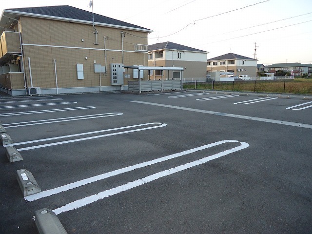 14/20 駐車場