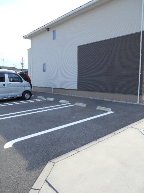 14/20 駐車場