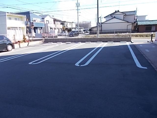 14/24 駐車場