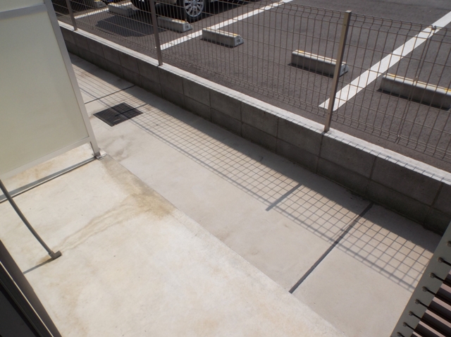 25/30 バルコニー