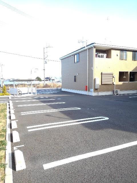 16/30 駐車場