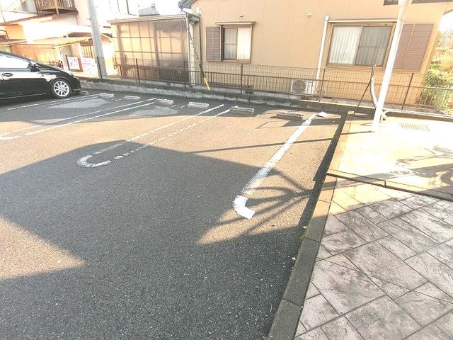 14/20 駐車場