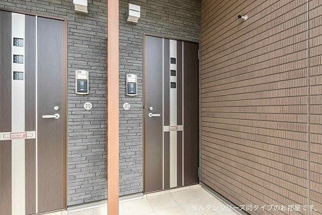 14/20 エントランス