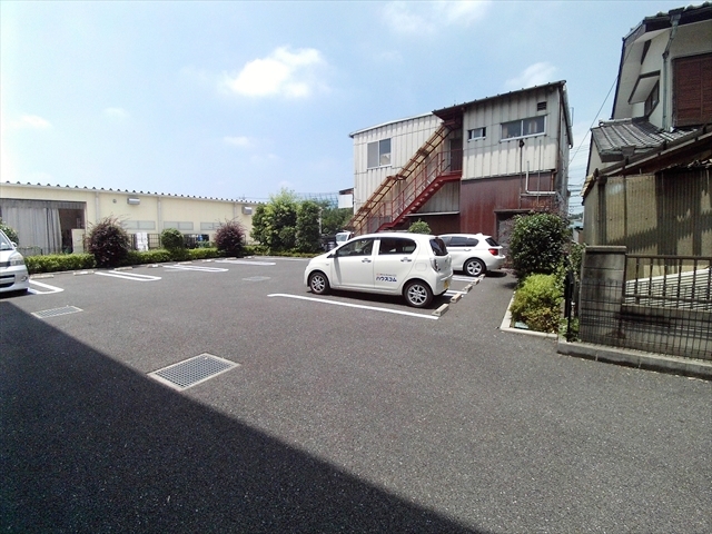 2/10 駐車場