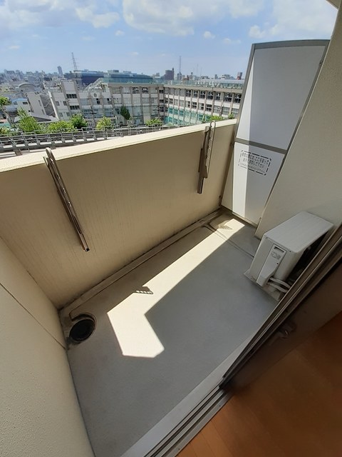 20/30 バルコニー