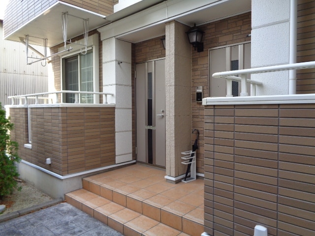 13/20 エントランス