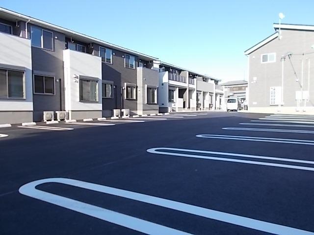 14/20 駐車場