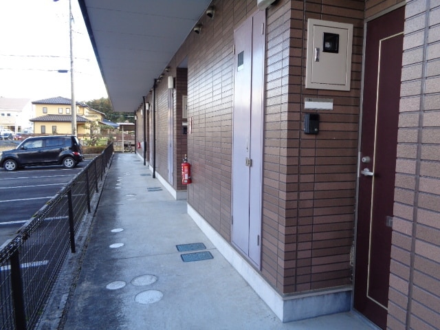 13/20 エントランス