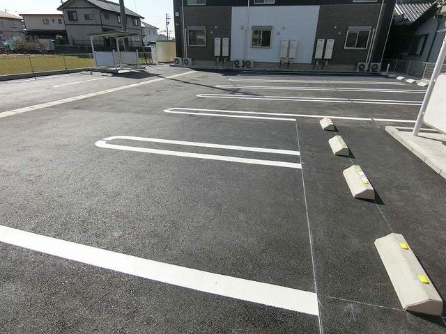 14/20 駐車場