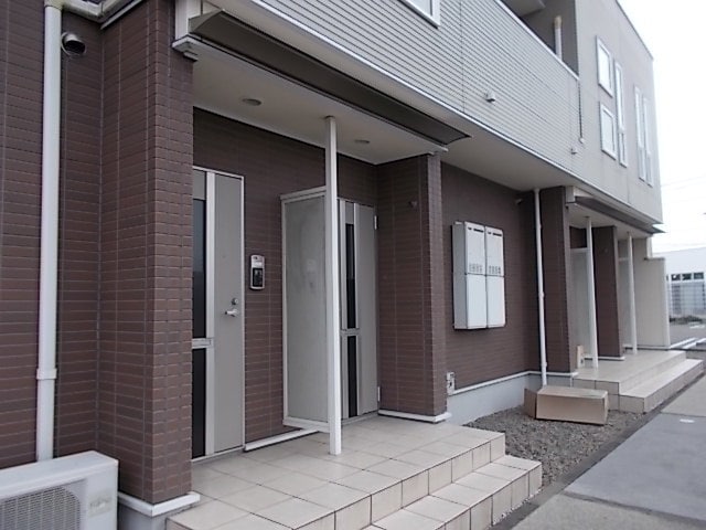 13/20 エントランス