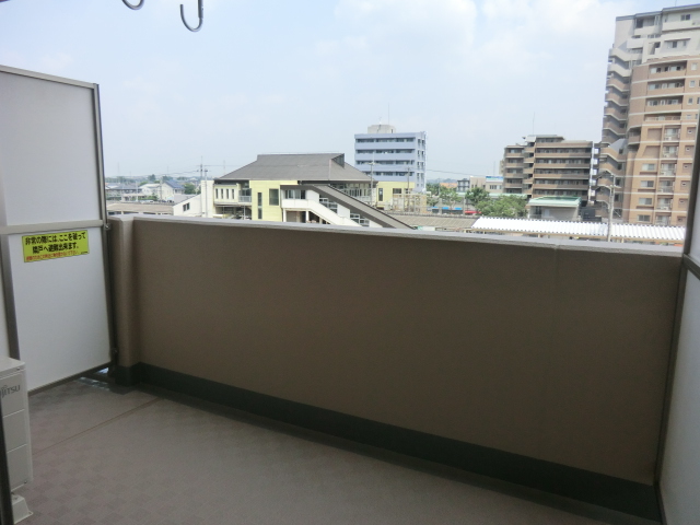 17/28 バルコニー