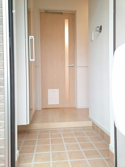 5/20 玄関