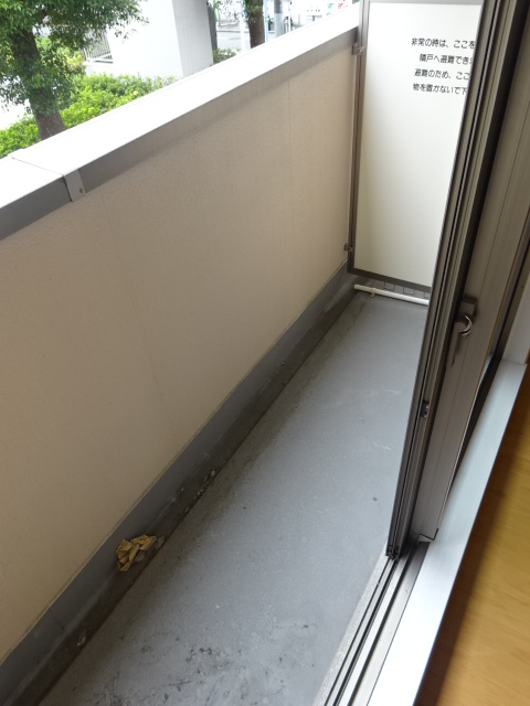 16/28 バルコニー