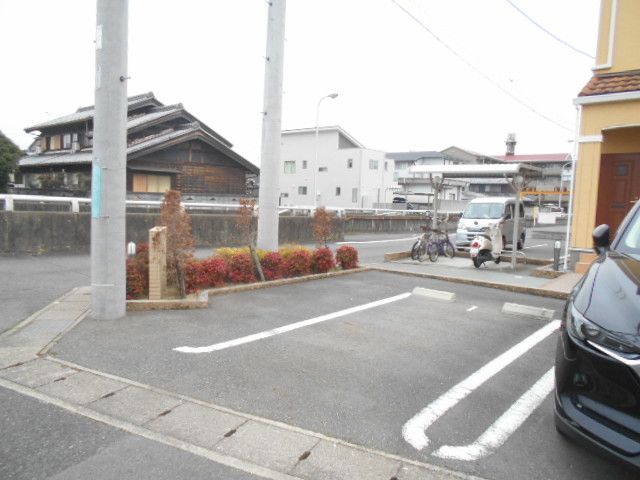 14/20 駐車場