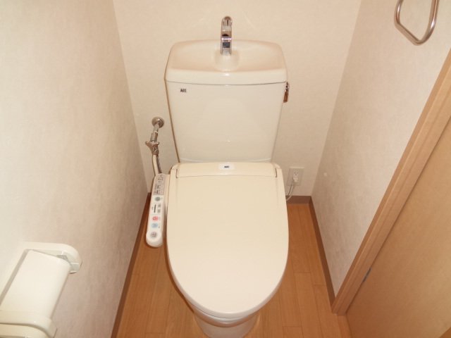 14/30 トイレ