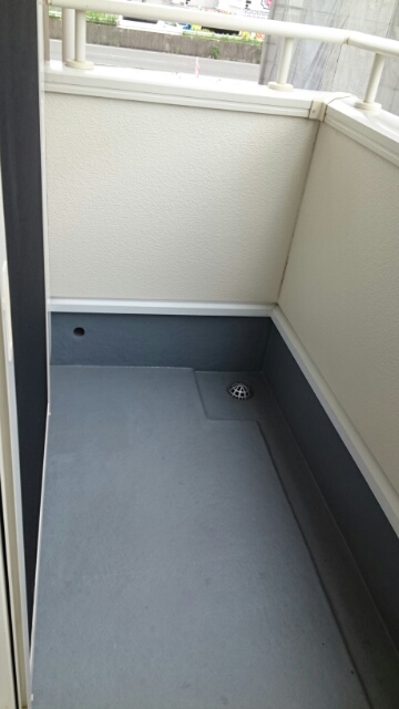 18/28 バルコニー