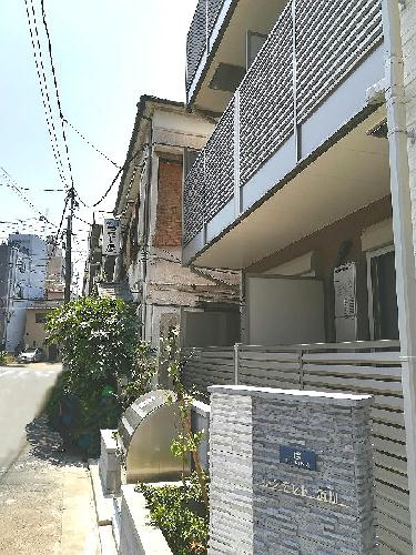 13/16 エントランス