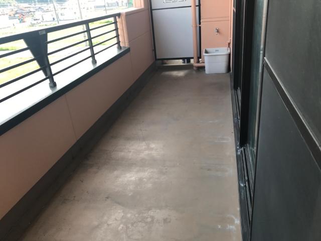 20/30 バルコニー