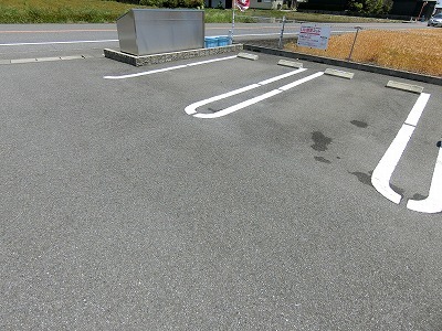 2/8 駐車場