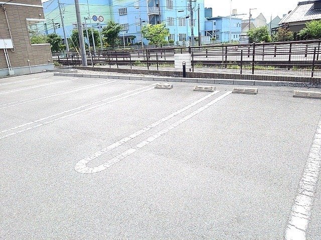 14/20 駐車場