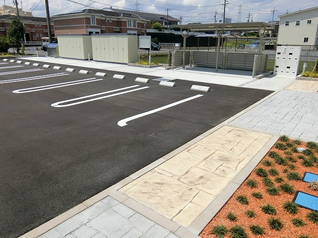 14/20 駐車場