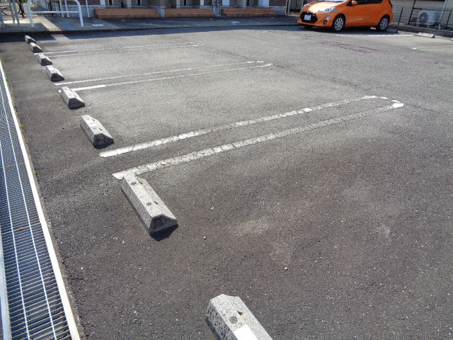 14/20 駐車場