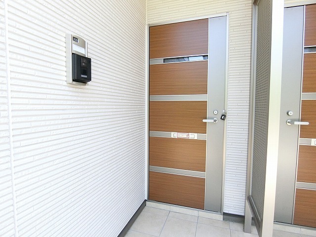 13/20 エントランス