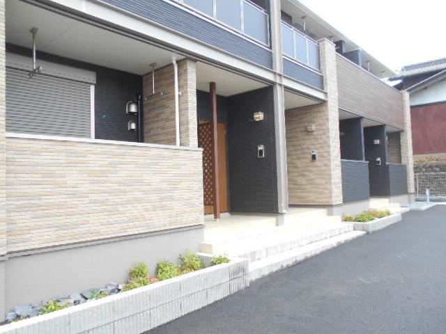 13/20 エントランス