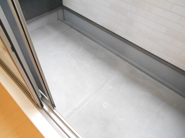 13/23 バルコニー