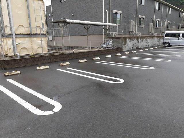 14/20 駐車場