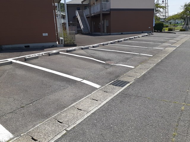 14/20 駐車場